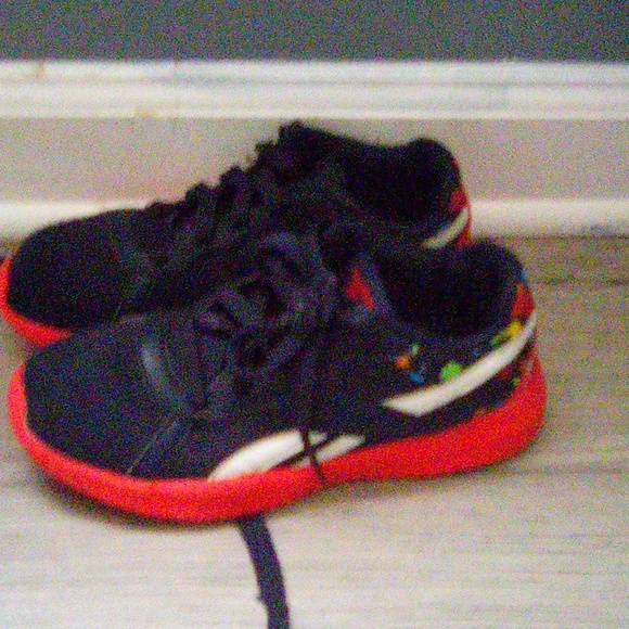 Reebox - Picture 2 of 2